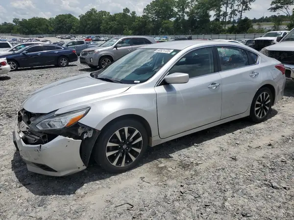 1N4AL3AP1JC181169 2018 NISSAN ALTIMA - Image 1