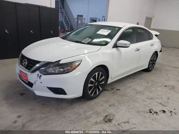 1N4AL3AP1JC181544 2018 NISSAN ALTIMA - Image 2
