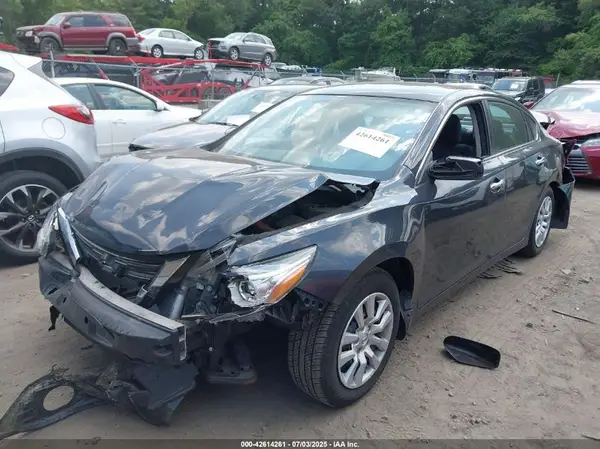 1N4AL3AP1JC183701 2018 NISSAN ALTIMA - Image 2