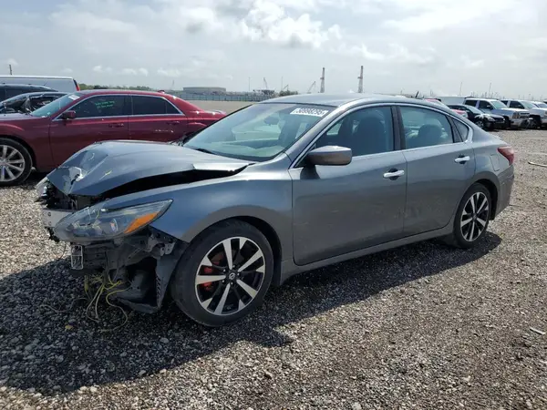 1N4AL3AP1JC184458 2018 NISSAN ALTIMA - Image 1