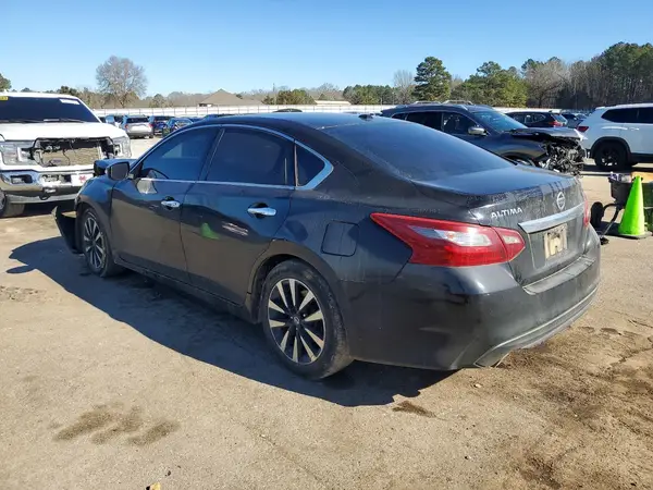 1N4AL3AP1JC185545 2018 NISSAN ALTIMA - Image 2