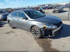 1N4AL3AP1JC185660 2018 NISSAN ALTIMA