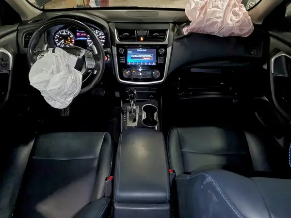 1N4AL3AP1JC186100 2018 NISSAN ALTIMA - Image 8