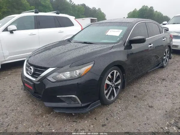 1N4AL3AP1JC187456 2018 NISSAN ALTIMA - Image 2