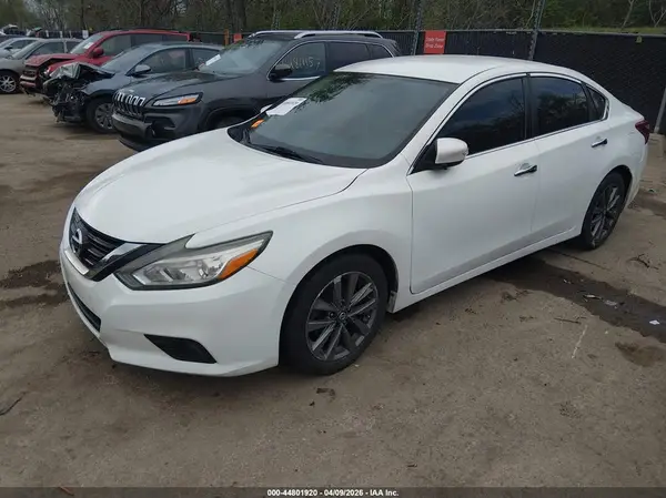 1N4AL3AP1JC188347 2018 NISSAN ALTIMA - Image 2