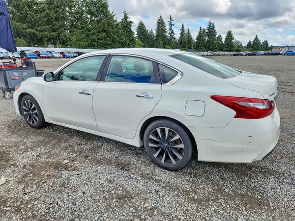 1N4AL3AP1JC188400 2018 NISSAN ALTIMA - Image 2