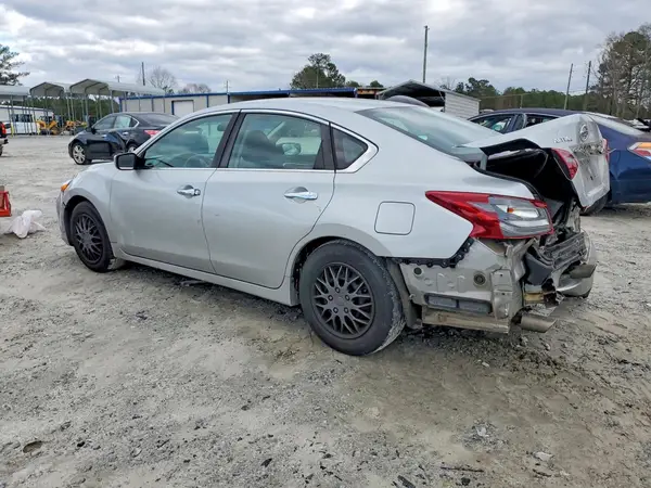 1N4AL3AP1JC190342 2018 NISSAN ALTIMA - Image 2