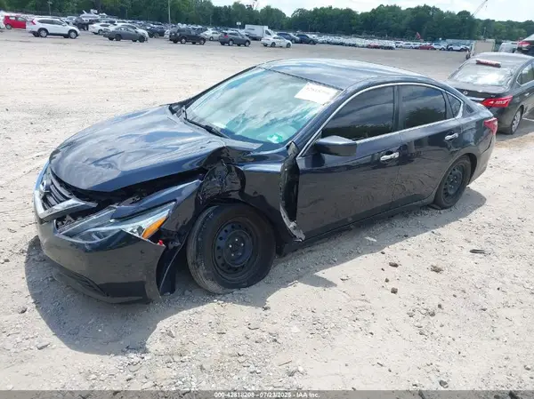 1N4AL3AP1JC190972 2018 NISSAN ALTIMA - Image 2