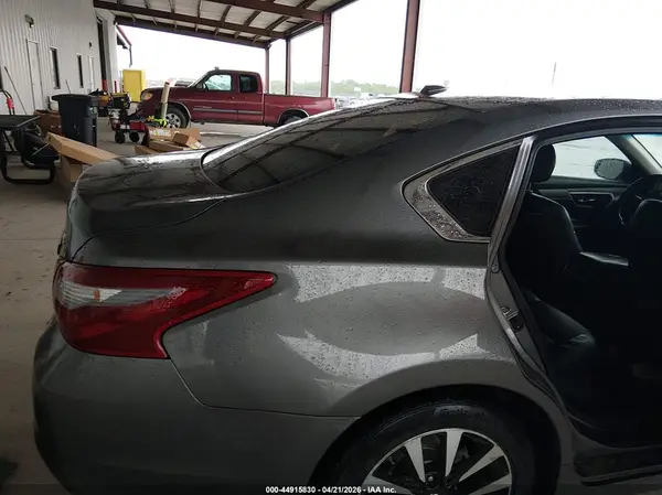 1N4AL3AP1JC193211 2018 NISSAN ALTIMA - Image 8
