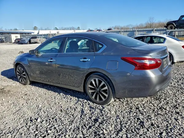 1N4AL3AP1JC196884 2018 NISSAN ALTIMA - Image 2