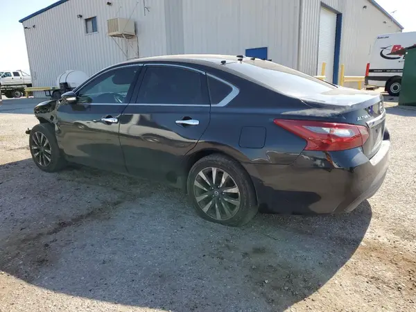1N4AL3AP1JC198859 2018 NISSAN ALTIMA - Image 2