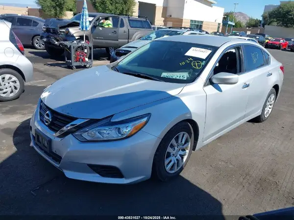1N4AL3AP1JC203154 2018 NISSAN ALTIMA - Image 2