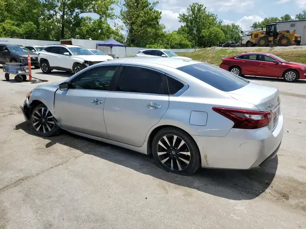 1N4AL3AP1JC203459 2018 NISSAN ALTIMA - Image 2