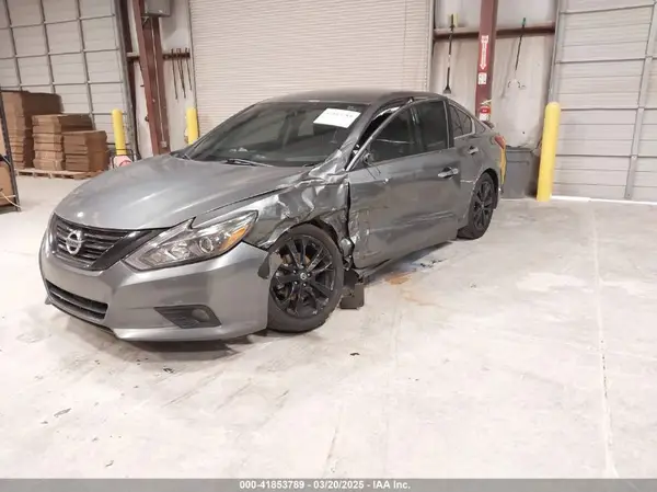 1N4AL3AP1JC203798 2018 NISSAN ALTIMA - Image 2