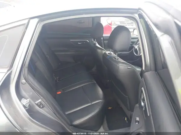 1N4AL3AP1JC205602 2018 NISSAN ALTIMA - Image 8