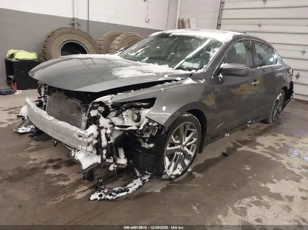 1N4AL3AP1JC207429 2018 NISSAN ALTIMA - Image 2