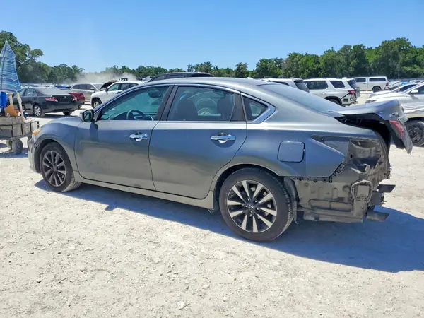 1N4AL3AP1JC207639 2018 NISSAN ALTIMA - Image 2
