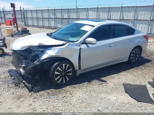 1N4AL3AP1JC208614 2018 NISSAN ALTIMA - Image 2