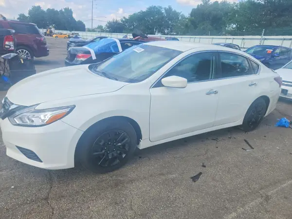1N4AL3AP1JC211125 2018 NISSAN ALTIMA - Image 1