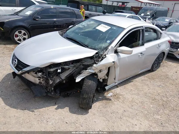 1N4AL3AP1JC212887 2018 NISSAN ALTIMA - Image 2