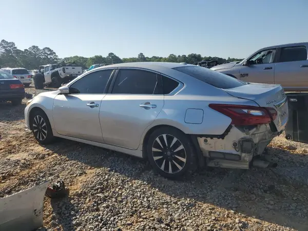 1N4AL3AP1JC214218 2018 NISSAN ALTIMA - Image 2