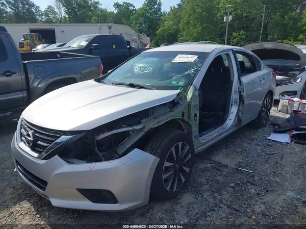 1N4AL3AP1JC216874 2018 NISSAN ALTIMA - Image 2