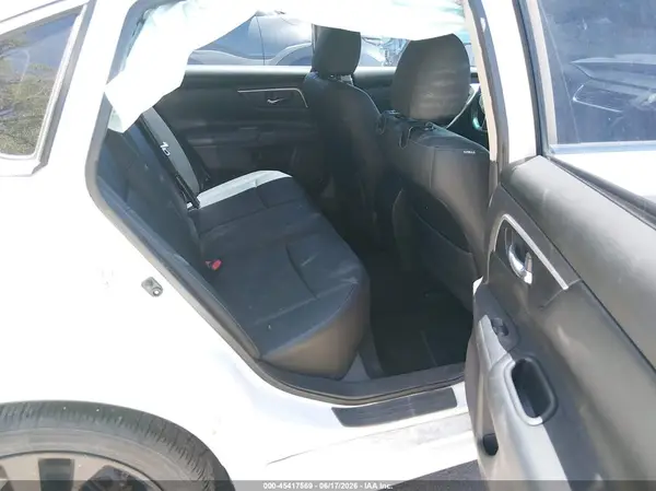 1N4AL3AP1JC218527 2018 NISSAN ALTIMA - Image 8