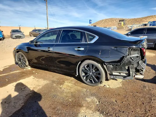 1N4AL3AP1JC219659 2018 NISSAN ALTIMA - Image 2