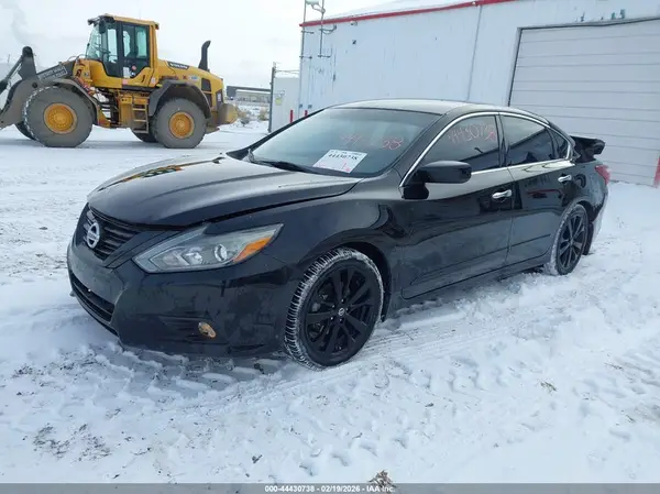 1N4AL3AP1JC219824 2018 NISSAN ALTIMA - Image 2