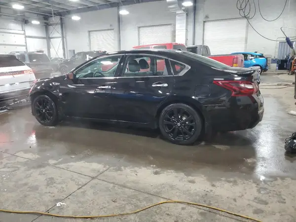 1N4AL3AP1JC226465 2018 NISSAN ALTIMA - Image 2