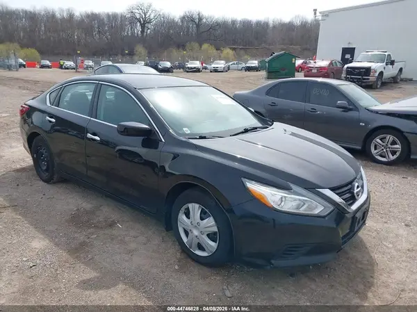 1N4AL3AP1JC227373 2018 NISSAN ALTIMA - Image 1