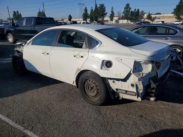 1N4AL3AP1JC227695 2018 NISSAN ALTIMA - Image 2