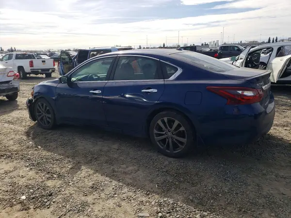 1N4AL3AP1JC228121 2018 NISSAN ALTIMA - Image 2