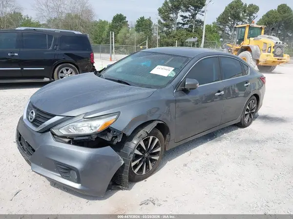 1N4AL3AP1JC228653 2018 NISSAN ALTIMA - Image 2