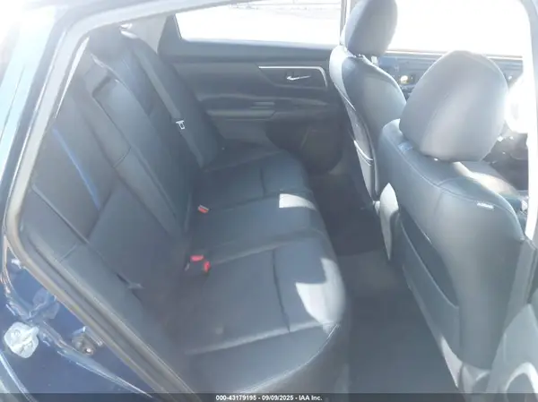 1N4AL3AP1JC230354 2018 NISSAN ALTIMA - Image 8
