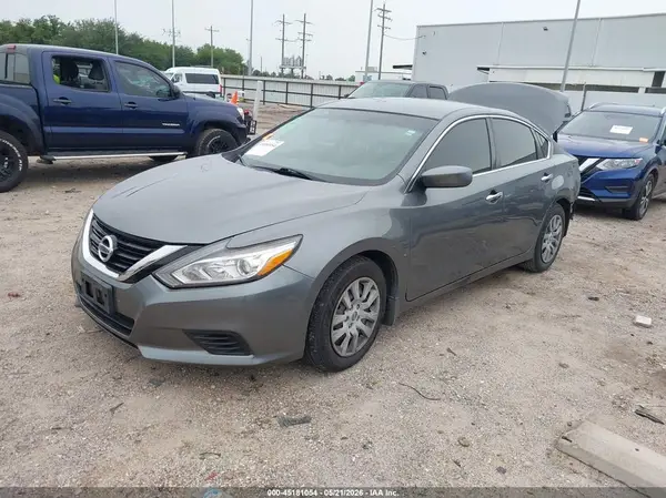 1N4AL3AP1JC230774 2018 NISSAN ALTIMA - Image 2