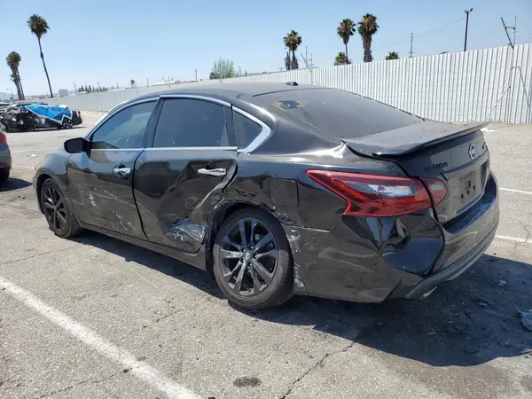 1N4AL3AP1JC232105 2018 NISSAN ALTIMA - Image 2