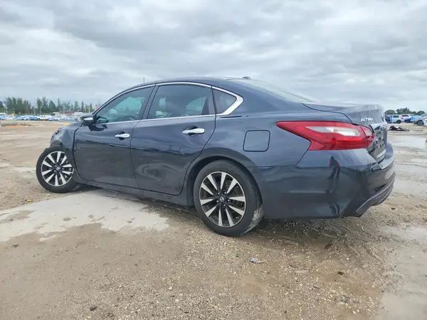 1N4AL3AP1JC232542 2018 NISSAN ALTIMA - Image 2