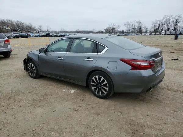 1N4AL3AP1JC234081 2018 NISSAN ALTIMA - Image 2