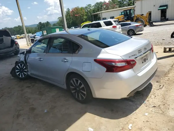 1N4AL3AP1JC234839 2018 NISSAN ALTIMA - Image 2