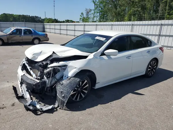 1N4AL3AP1JC235425 2018 NISSAN ALTIMA - Image 1