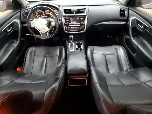 1N4AL3AP1JC235697 2018 NISSAN ALTIMA - Image 8
