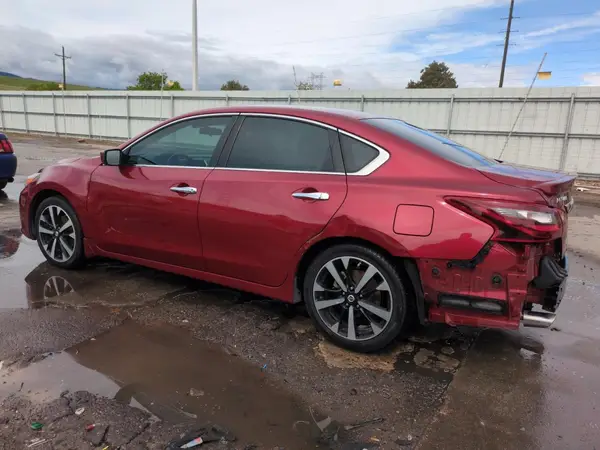 1N4AL3AP1JC240771 2018 NISSAN ALTIMA - Image 2