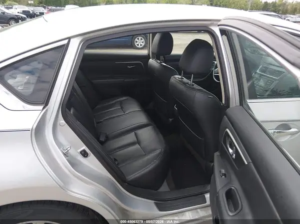 1N4AL3AP1JC241175 2018 NISSAN ALTIMA - Image 8