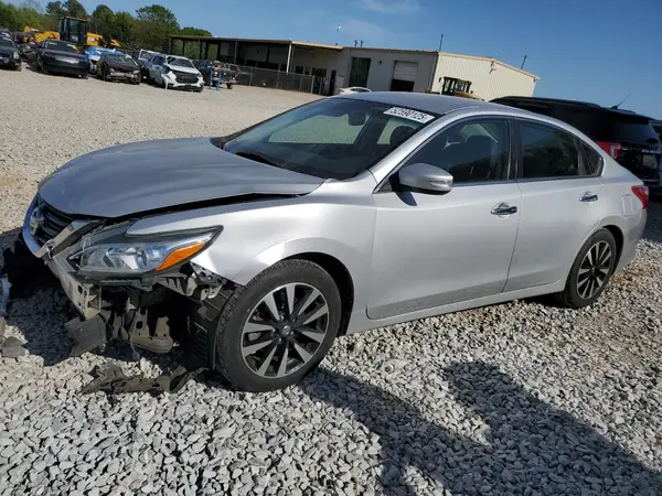 1N4AL3AP1JC243377 2018 NISSAN ALTIMA - Image 1