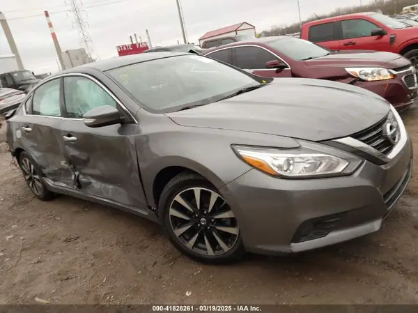 1N4AL3AP1JC244271 2018 NISSAN ALTIMA - Image 1