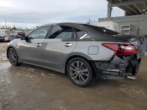 1N4AL3AP1JC244478 2018 NISSAN ALTIMA - Image 2