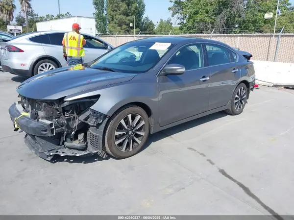 1N4AL3AP1JC244500 2018 NISSAN ALTIMA - Image 2
