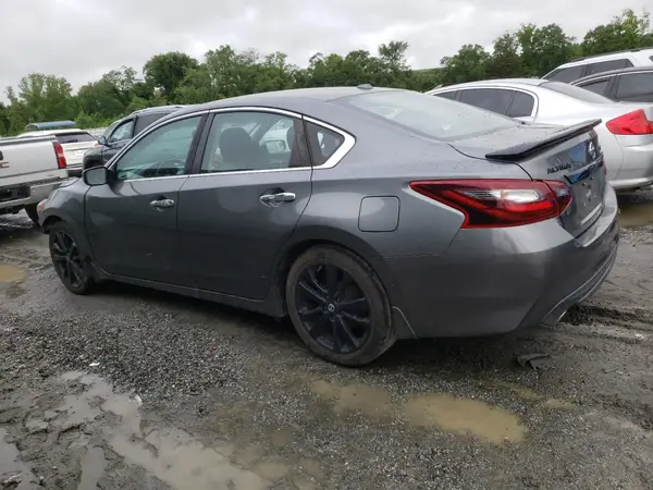 1N4AL3AP1JC244724 2018 NISSAN ALTIMA - Image 2