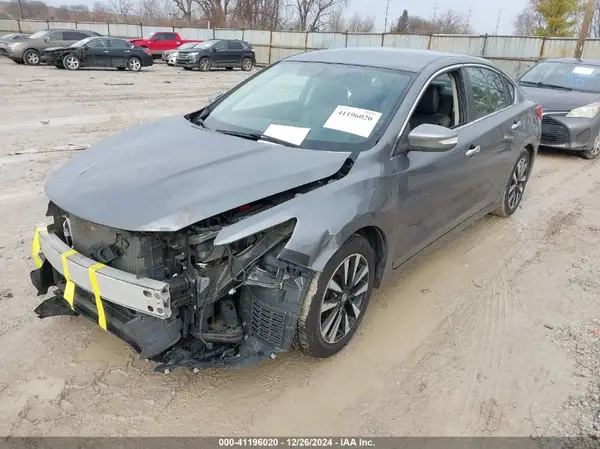 1N4AL3AP1JC245971 2018 NISSAN ALTIMA - Image 2